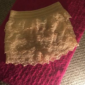 Rue 21 lace shorts